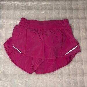 LULULEMON pink hottie hot shorts 2.5 length